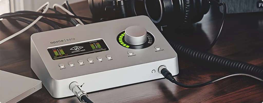 Audio interface with controls and connections